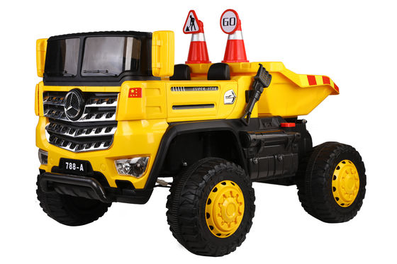 Dimensioni di cartone 136*76.5*53 Multifunzione Bambini Remote Control Costruzione Camion Auto Giocattolo