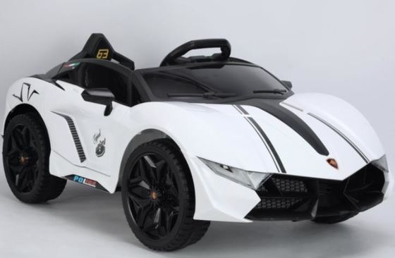 Auto elettrica per bambini di 10 anni 2023 Ride On Toy con 13.8 kg G.W. e telecomando