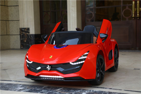 2023 Made In Nuovo 12 Volt Kids Electric Ride On Car con Due Porte Aperte Marrone