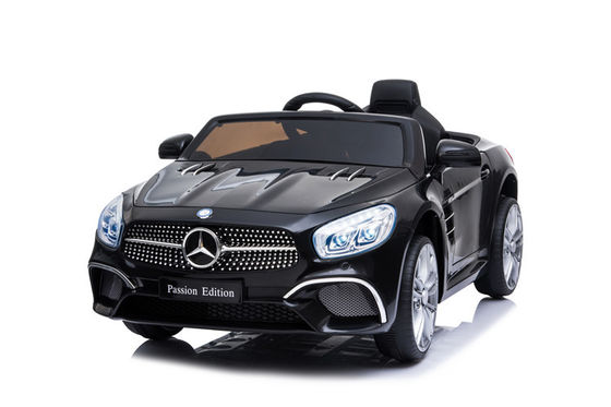 120*71.6*49.5 Dimensione del prodotto Outlet Remote Control Toy Ride On Car per bambini 2-7 anni