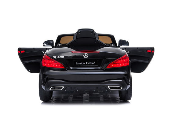 120*71.6*49.5 Dimensione del prodotto Outlet Remote Control Toy Ride On Car per bambini 2-7 anni