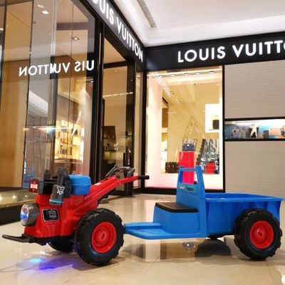 PP Plastic Ride On Electric Pedal Mini Electric Tractor Car per bambini di età compresa tra 8-13 anni