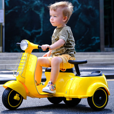 Giocattoli di motociclistica per bambini alla moda con ruote potenti Musica e luci 40HQ Caricamento 420pcs