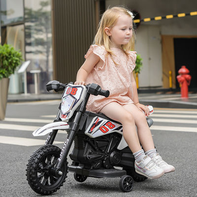 Vendita diretta di plastica per bambini in auto con luci e musica 20W*1