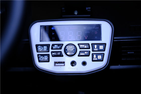 Carro elettrico per bambini Musica e luci per auto Adatto a bambini da 3 a 8 anni Cartone Dimensioni 121x59x40cm