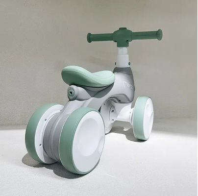 Dispositivi a bolla di musica calda e ruote di plastica Auto per bambini Max carico 30kg Self scooter
