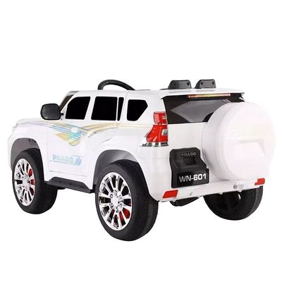 Style 2.4GHz Remote Control Ride On Car Con MP3 e porte aperte per bambini Auto elettrica