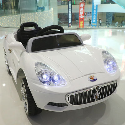 Hot Electric Plastic Kids Toysi Ride On Cars With Four Wheel per bambini di 6 anni