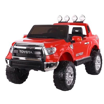 Auto giocattolo elettrica per bambini 6V Un pulsante di avvio / luce / musica 2.4G telecomando