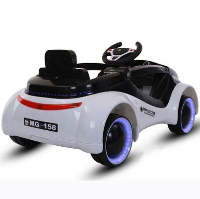 Automobile elettrica per bambini con controllo remoto Musica e luci Motore in plastica 380*2