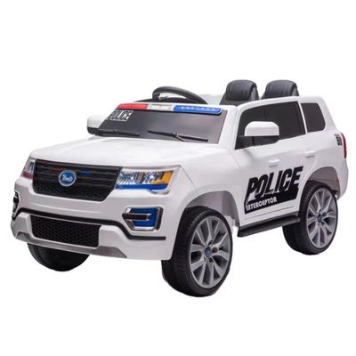 390*2/390*4 Motore 2 posti Bambini Auto elettrica con telecomando genitoriale e colore bianco