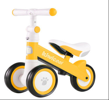 Auto bilanciata con regolazione del manubrio a più marce per bambini di 1-2 anni G.W 2 kg di peso leggero