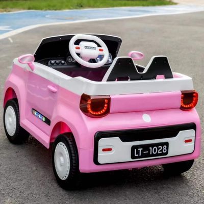 Batteria a quattro ruote di plastica per bambini giocattolo elettrico con telecomando 12V*390*2 motore