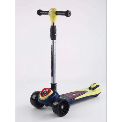 Cartone Dimensione 71*51*62 Scooter a tre ruote per bambini Rapido pieghevole Design diretto