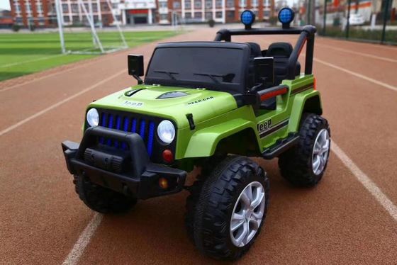 Batteria azionata all'aperto guida su auto giocattolo per bambini sedili doppi 12V elettrico 118 * 69 * 79cm