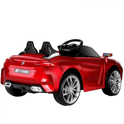 Gioco elettrico in plastica a 4 ruote per bambini in auto con telecomando 2.4G e batteria 12V