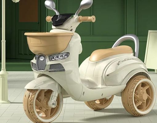 Modello 6v Motociclette elettriche Giocattoli Auto per bambini Intervallo di età da 5 a 7 anni Tipo di plastica PP