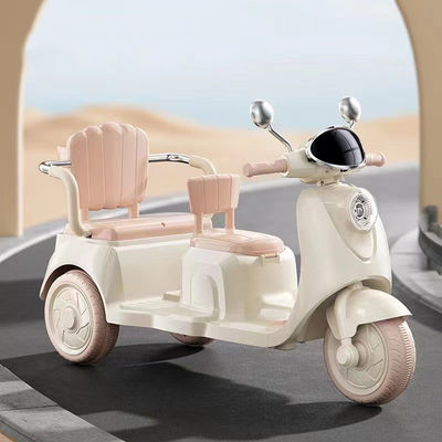 2024 Scooter a due posti con lettore multifunzione e Bluetooth leggero a soli 12 kg